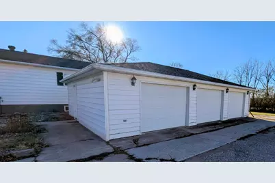 610 Cleveland Avenue SW, McIntosh, MN 56556 - Photo 4