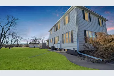 610 Cleveland Avenue SW, McIntosh, MN 56556 - Photo 2