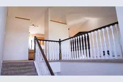 1048 Prairie Ridge Lane, Lester Prairie, MN 55354 - Photo 4