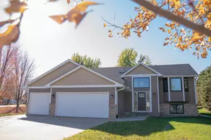 1048 Prairie Ridge Ln, Lester Prairie, MN 55354 - Photo 2