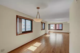 26 10th Street W, Saint Paul, MN 55102 - Photo 8