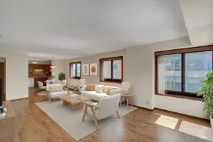 26 10th Street W, Saint Paul, MN 55102 - Photo 1