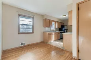 80 Sherrie Ln, Woodbury, MN 55125 - Photo 6