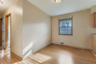 80 Sherrie Ln, Woodbury, MN 55125 - Photo 12