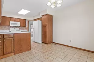 1220 Ravenswood Ct, Shoreview, MN 55126 - Photo 6