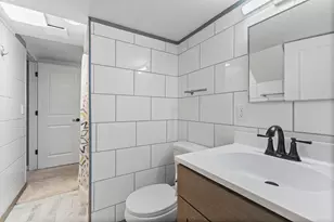 1425 Orkla Dr, Golden Valley, MN 55427 - Photo 20