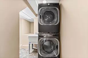 1425 Orkla Dr, Golden Valley, MN 55427 - Photo 14