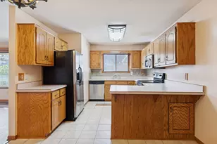 410-4 White Bear Pkwy, White Bear Lake, MN 55110 - Photo 4