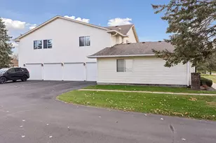 410-4 White Bear Pkwy, White Bear Lake, MN 55110 - Photo 22