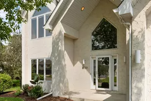 4720 Goldenrod Ln N, Plymouth, MN 55442 - Photo 2