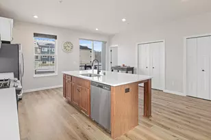 13565 Territorial Cir N, Maple Grove, MN 55369 - Photo 4