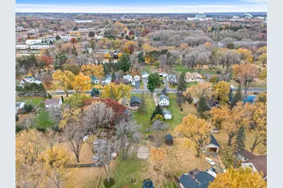 2695 Harvester Avenue E, Maplewood, MN 55119 - Photo 40