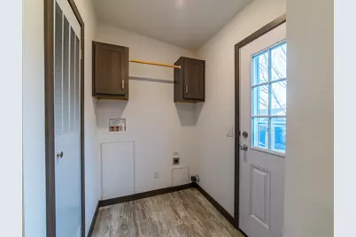 422 Court Avenue N, Sandstone, MN 55072 - Photo 16