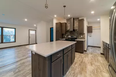 422 Court Avenue N, Sandstone, MN 55072 - Photo 20