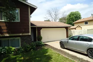 8003 Fairfield Cir, Brooklyn Park, MN 55444 - Photo 2