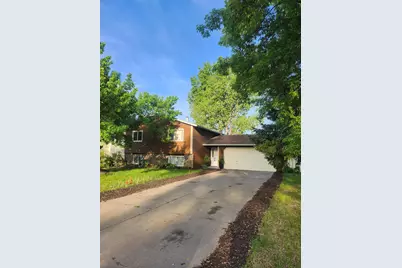 8003 Fairfield Circle, Brooklyn Park, MN 55444 - Photo 20