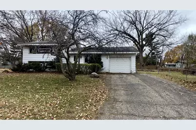 1460 Dixon Drive, Saint Paul Park, MN 55071 - Photo 1