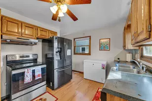 5215 Washburn Ave N, Minneapolis, MN 55430 - Photo 6