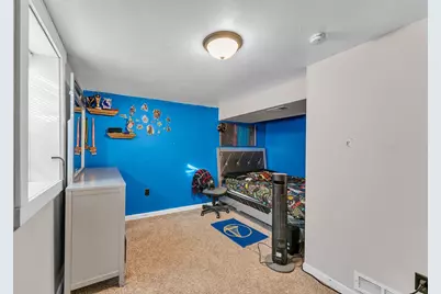 5215 Washburn Avenue N, Minneapolis, MN 55430 - Photo 12