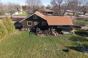 2450 Douglas St, Windom, MN 56101 - Photo 4