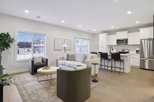 640 Franklin St, Roberts, WI 54023 - Photo 6