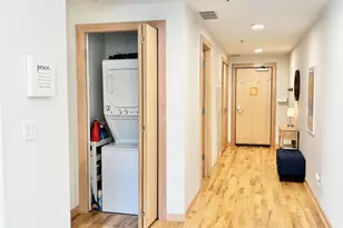 215 10th Ave S, Minneapolis, MN 55415 - Photo 8