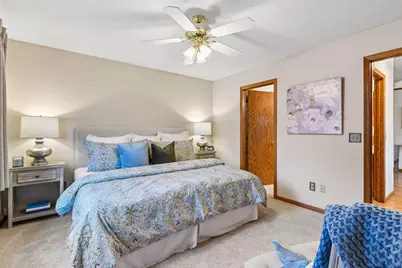 1001 67th Avenue NE, Fridley, MN 55432 - Photo 14