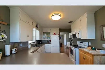 6045 20th Street SW, Montevideo, MN 56265 - Photo 18