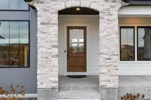 1979 Leaping Deer Cir, Hamel, MN 55340 - Photo 2