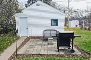 212 N 10th St, Montevideo, MN 56265 - Photo 22