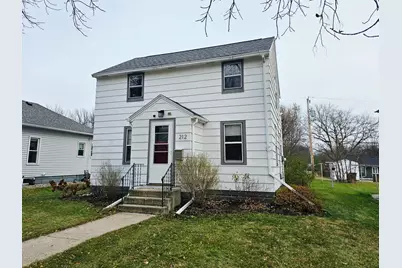 212 N 10th Street, Montevideo, MN 56265 - Photo 2