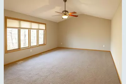 5887 Blackberry Bridge Path, Inver Grove Heights, MN 55076 - Photo 14