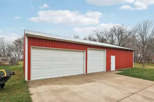 17385 142nd St, Hamburg, MN 55339 - Photo 54