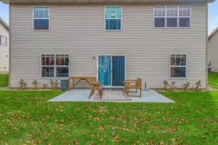 137 Century Trl, Lino Lakes, MN 55014 - Photo 34