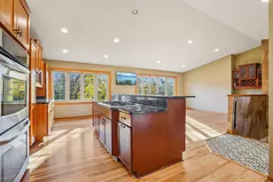 9685 Clover Cir, Eden Prairie, MN 55347 - Photo 16