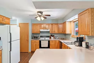 4710 Michelle Circle, Baxter, MN 56425 - Photo 12