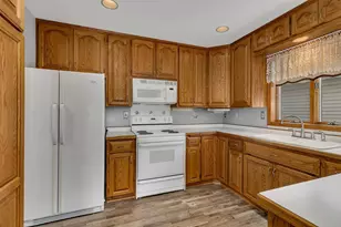 290 Waite Ave S, Saint Cloud, MN 56301 - Photo 6