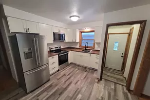 10 Logan Ave E, West Saint Paul, MN 55118 - Photo 4