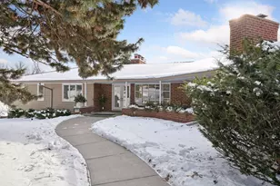 7011 Willow Creek Rd, Eden Prairie, MN 55344 - Photo 2