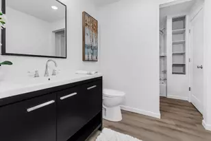 5111 Colonial Dr, Golden Valley, MN 55416 - Photo 12