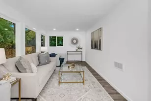 5111 Colonial Dr, Golden Valley, MN 55416 - Photo 10