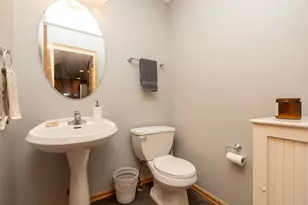 332 Brickyard Dr, Chaska, MN 55318 - Photo 10