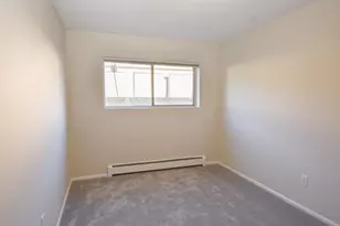 605 7th St S, Fargo,  58103 - Photo 8