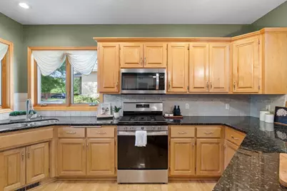 16765 78th Avenue N, Maple Grove, MN 55311 - Photo 8