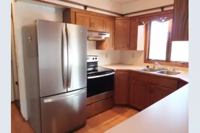314 10th Ave SE, Elbow Lake, MN 56531 - Photo 2