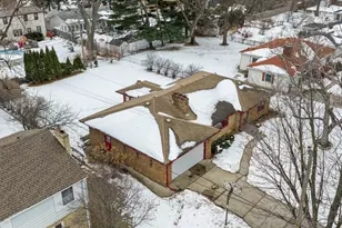 1362 Belmont Ln W, Roseville, MN 55113 - Photo 2