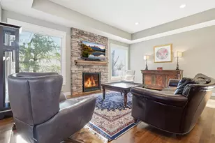 110 Gleahaven Rd, Wayzata, MN 55391 - Photo 14