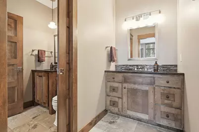 110 Gleahaven Road, Wayzata, MN 55391 - Photo 40