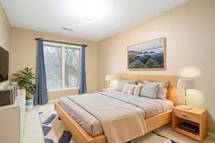 8996 Neill Lake Rd, Eden Prairie, MN 55347 - Photo 10