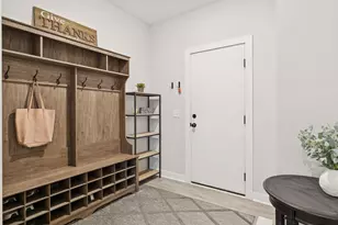 10173 Arrowwood Trl, Woodbury, MN 55129 - Photo 22